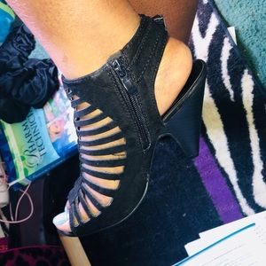 Meet your Posher, Sharay